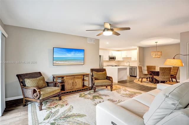 130 Cypress Club Dr # 302, Pompano Beach FL 33060 - Pompano Beach, FL - Photo 6