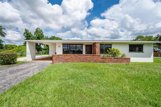 955 NW 15th St, Homestead FL 33030 - Homestead, FL - Photo 4