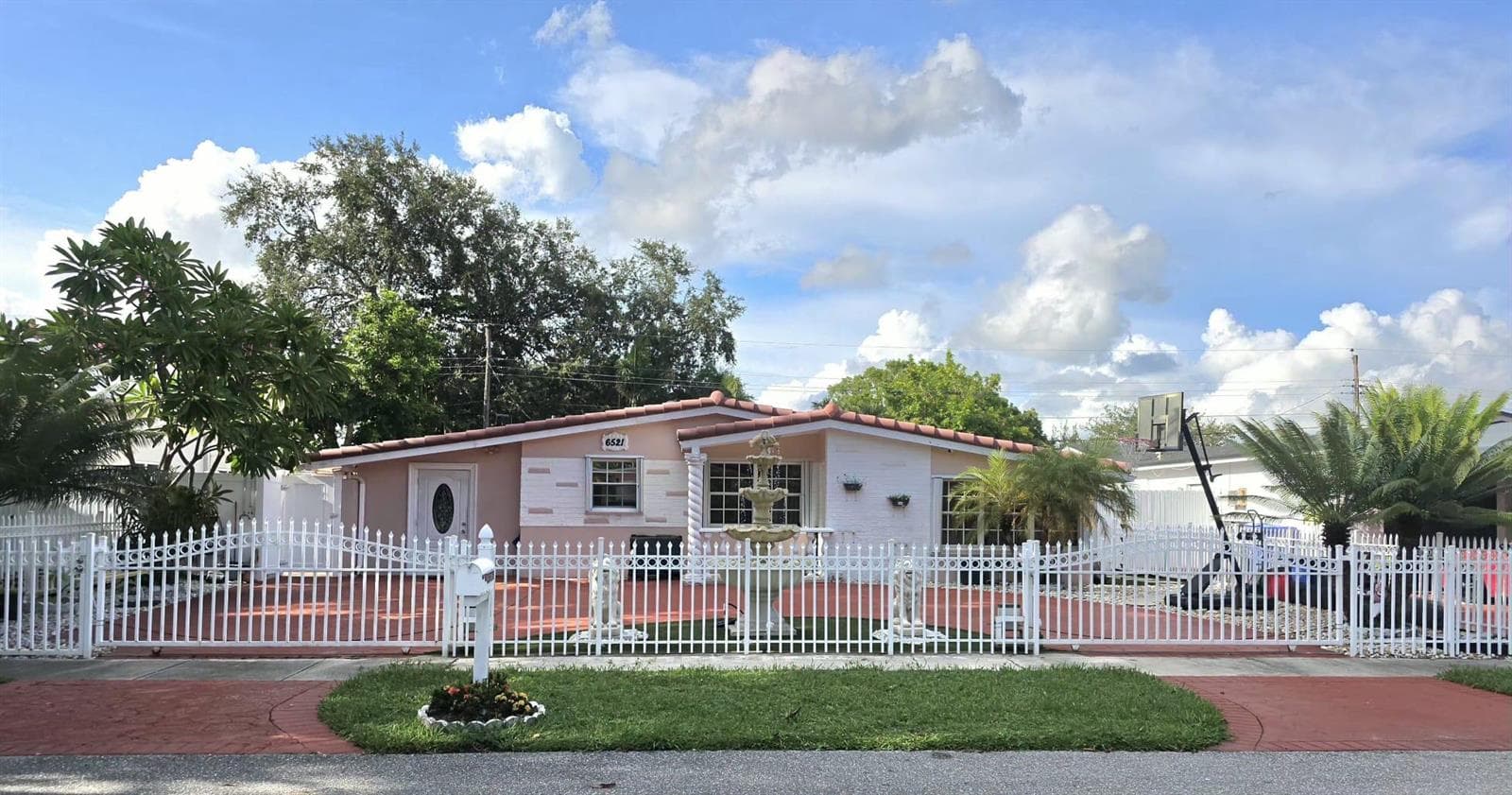 6521 HARDING Street, Hollywood FL 33024 - Hollywood, FL - Photo 1