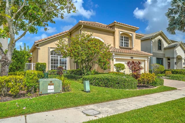 1117 AVONDALE Court, West Palm Beach FL 33409 - West Palm Beach, FL - Photo 2