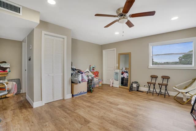 1225 W 10th Street, Riviera Beach FL 33404 - Riviera Beach, FL - Photo 3