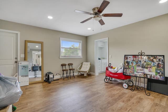 1225 W 10th Street, Riviera Beach FL 33404 - Riviera Beach, FL - Photo 4