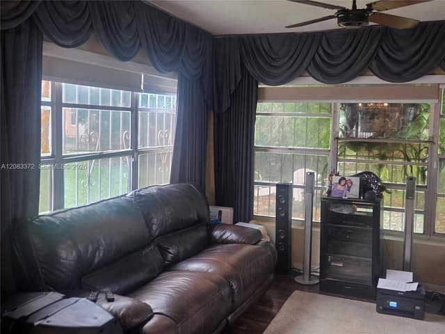 2940 NW 163rd St, Miami Gardens FL 33054 - Miami Gardens, FL - Photo 7