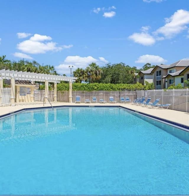 9807 NW 57 Manor, Coral Springs FL 33076 - Coral Springs, FL - Photo 2