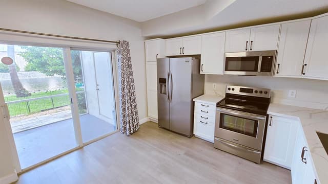 9807 NW 57 Manor, Coral Springs FL 33076 - Coral Springs, FL - Photo 6