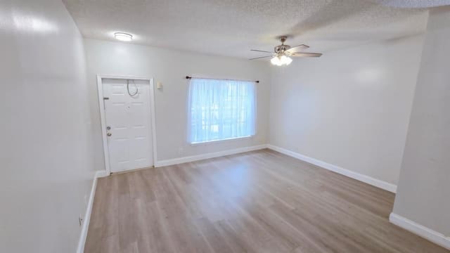 9807 NW 57 Manor, Coral Springs FL 33076 - Coral Springs, FL - Photo 3