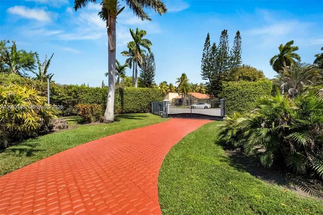 7080 SW 98th Ave, Miami FL 33173 - Miami, FL - Photo 3