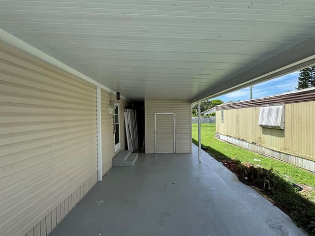8629 Crown Drive, Boynton Beach FL 33436 - Boynton Beach, FL - Photo 5