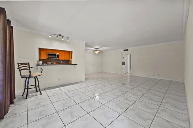 605 High Point Boulevard N # C, Delray Beach FL 33445 - Delray Beach, FL - Photo 7
