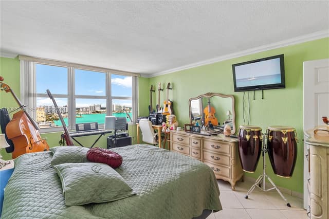 1865 79th St Cswy # 16B, North Bay Village FL 33141 - North Bay Village, FL - Photo 4