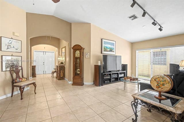 14033 SW 155 Ct, Miami FL 33196 - Miami, FL - Photo 4