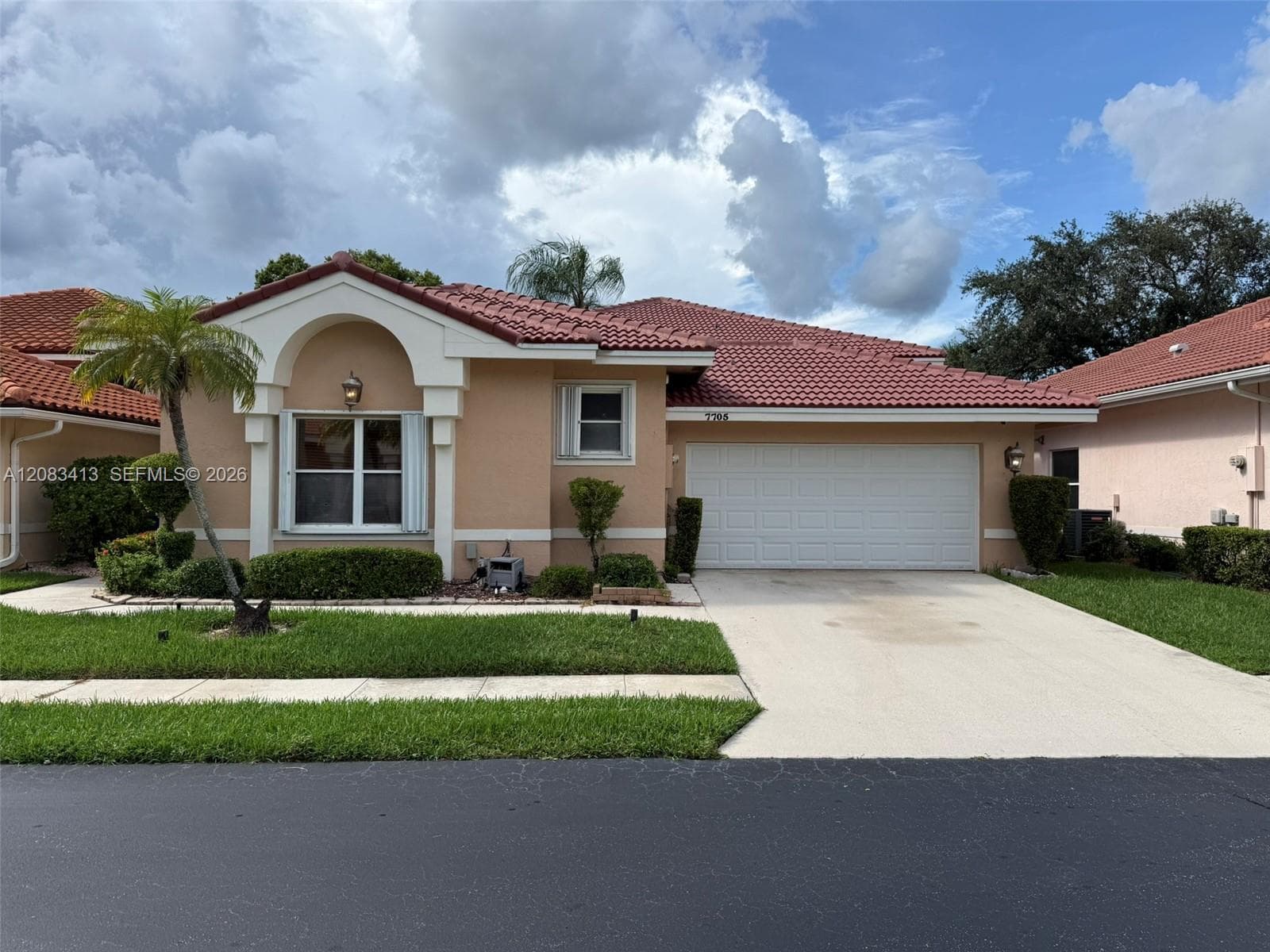 7705 Highlands Cir, Margate FL 33063 - Margate, FL - Photo 1