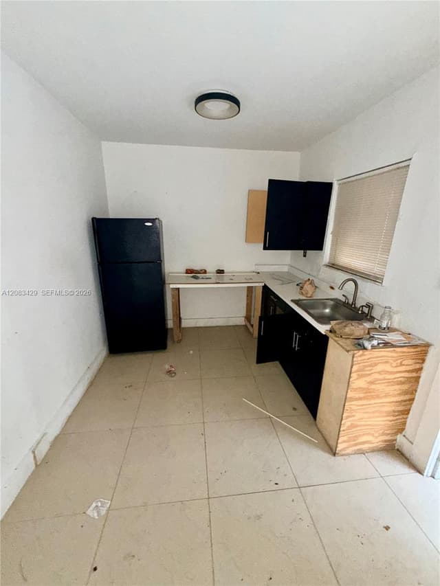 1829 NW 5th St, Miami FL 33125 - Miami, FL - Photo 5