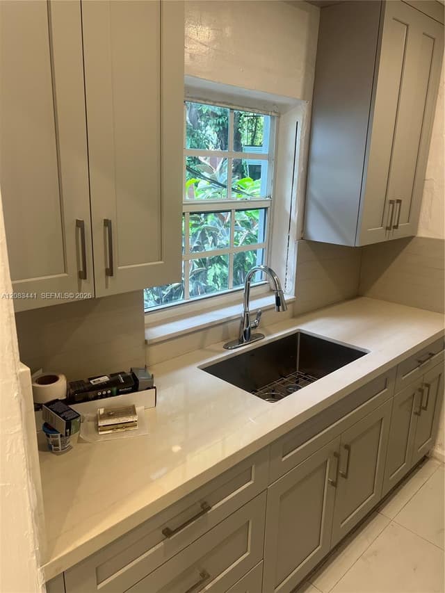 445-47 NE 69th St #B, Miami FL 33138 - Miami, FL - Photo 4