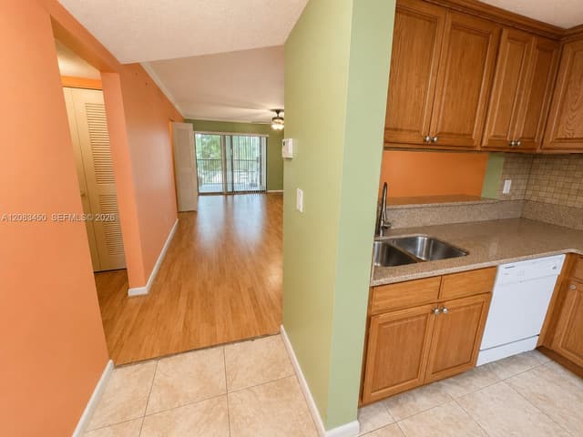 3410 Foxcroft Rd # 314, Miramar FL 33025 - Miramar, FL - Photo 6