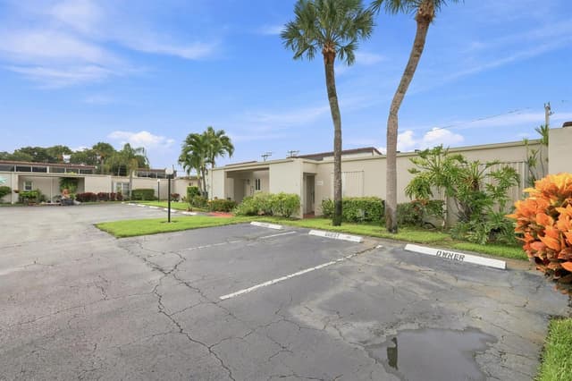 2538 Boundbrook Drive S # 137, West Palm Beach FL 33406 - West Palm Beach, FL - Photo 4