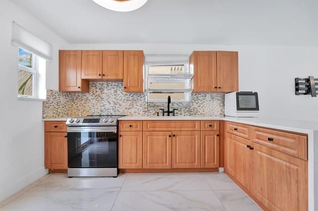 2220 HOPE Street, Hollywood FL 33020 - Hollywood, FL - Photo 6
