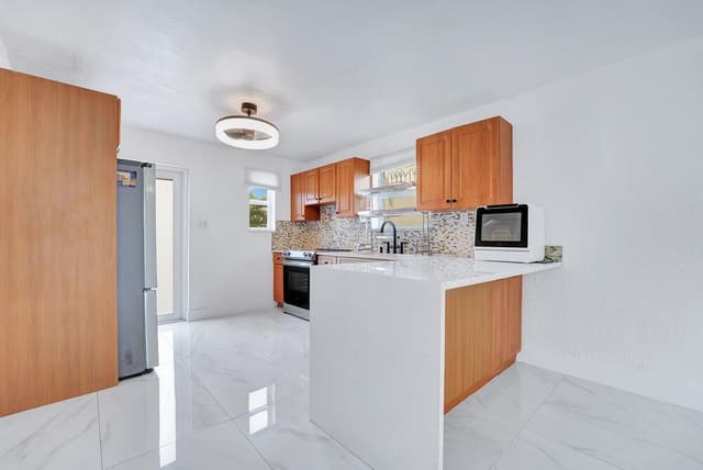 2220 HOPE Street, Hollywood FL 33020 - Hollywood, FL - Photo 5