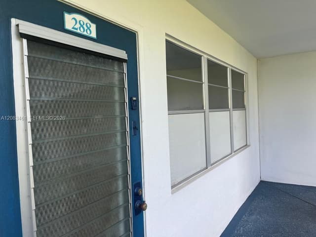288 N Tilford N # 288, Deerfield Beach FL 33442 - Deerfield Beach, FL - Photo 3