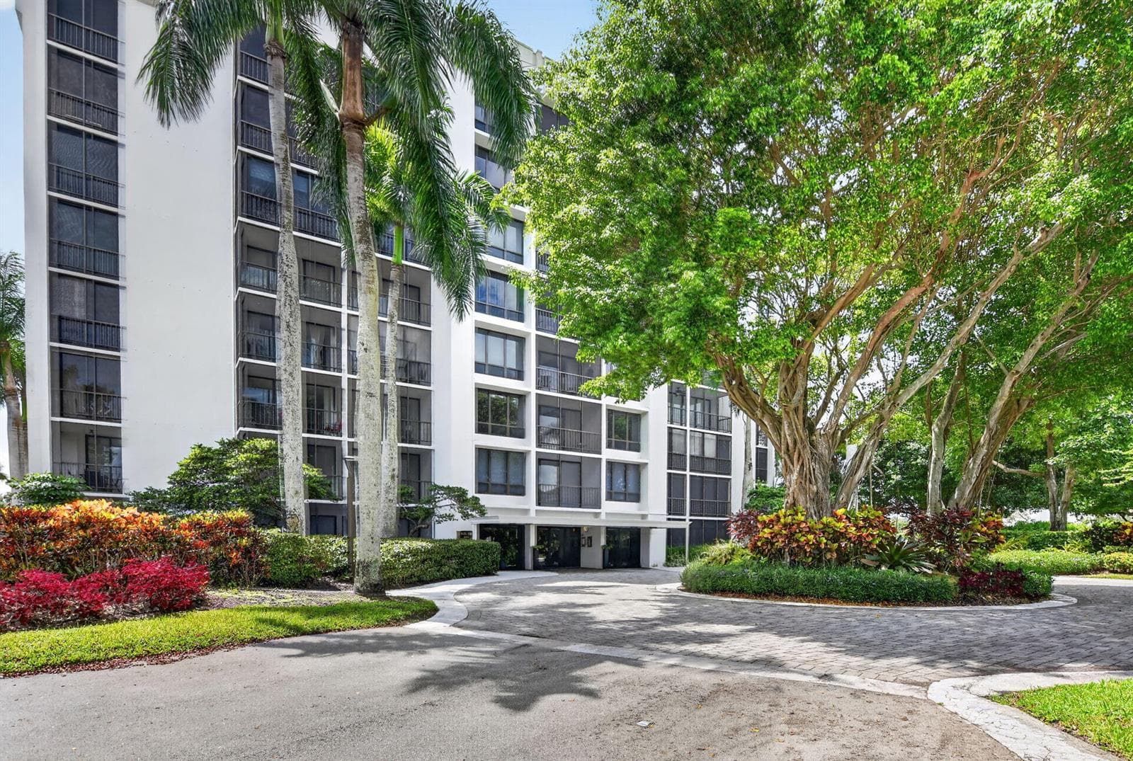 6805 Willow Wood Drive, Boca Raton FL 33434