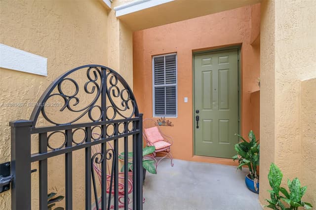 2260 NE 42nd Cir, Homestead FL 33033 - Homestead, FL - Photo 4