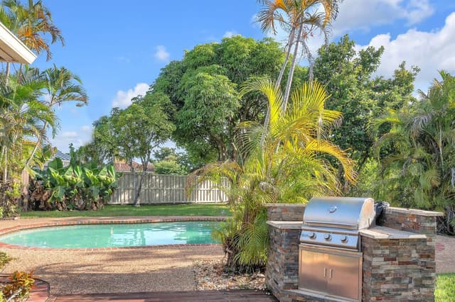 4120 NW 106TH Avenue, Coral Springs FL 33065 - Coral Springs, FL - Photo 2