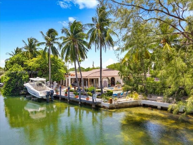 1150 N Biscayne Point Rd, Miami Beach FL 33141 - Miami Beach, FL - Photo 1