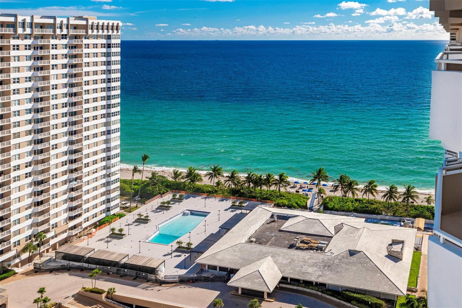 1980 S OCEAN Drive # 22P, Hallandale Beach FL 33009 - Hallandale Beach, FL - Photo 1