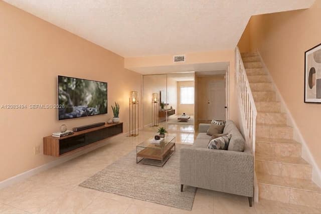 4125 W 11th Ln # 52, Hialeah FL 33012 - Hialeah, FL - Photo 4