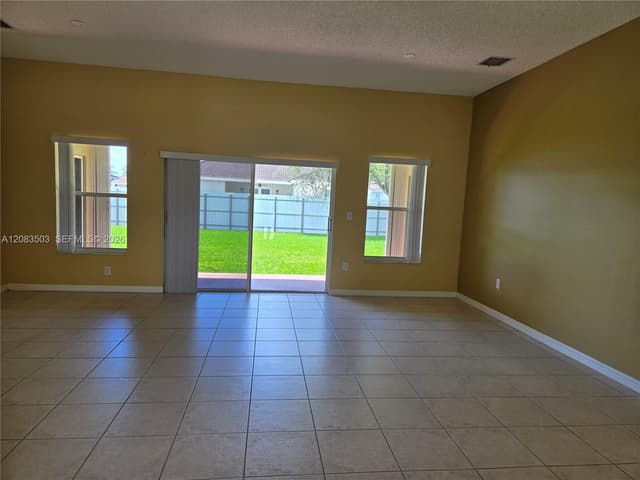 14246 SW 162nd St, Miami FL 33177 - Miami, FL - Photo 4