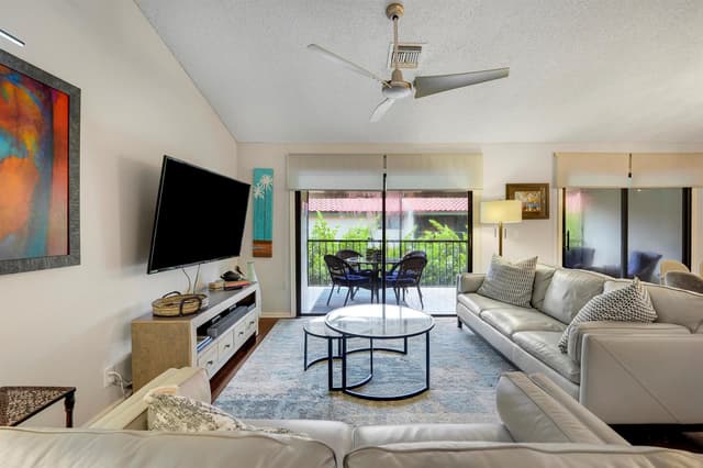 13 LEXINGTON Lane E # G, Palm Beach Gardens FL 33418 - Palm Beach Gardens, FL - Photo 7