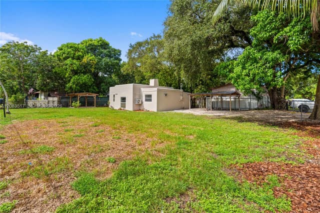 16860 NE 3rd Ct, North Miami Beach FL 33162 - North Miami Beach, FL - Photo 5