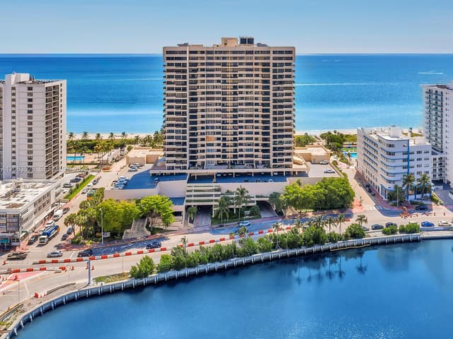 2555 Collins Ave # 1604, Miami Beach FL 33140 - Miami Beach, FL - Photo 2