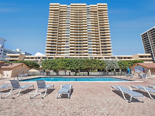 2555 Collins Ave # 1604, Miami Beach FL 33140 - Miami Beach, FL - Photo 4