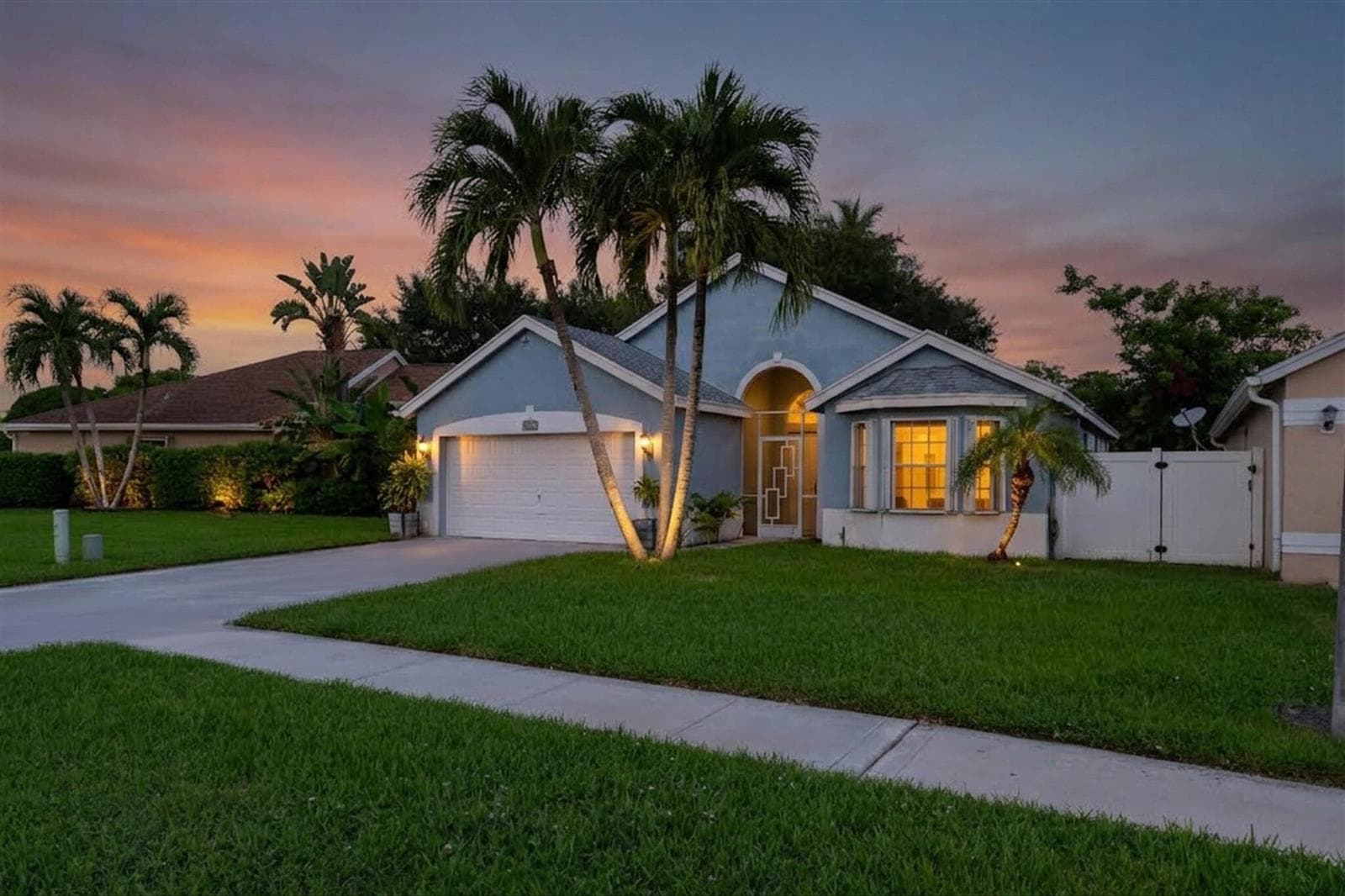 103 Saddle Trail, Royal Palm Beach FL 33411