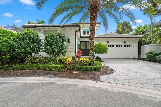 104 Lanitee Circle, Jupiter FL 33458 - Jupiter, FL - Photo 2