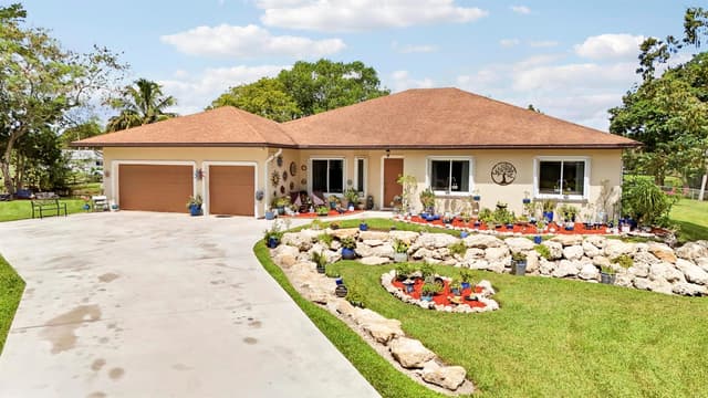 20231 SW 49TH Court, Southwest Ranches FL 33332 - Southwest Ranches, FL - Photo 2