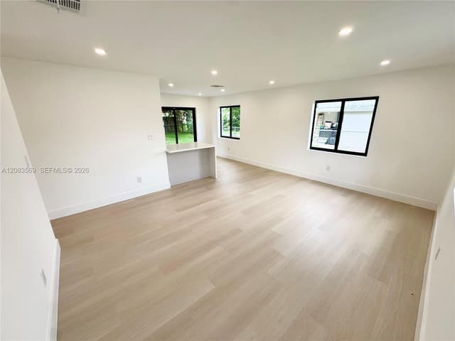 3820 NW 210th Ter, Miami Gardens FL 33055 - Miami Gardens, FL - Photo 6