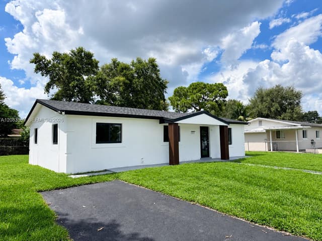 3820 NW 210th Ter, Miami Gardens FL 33055 - Miami Gardens, FL - Photo 3