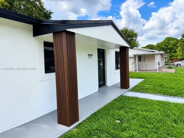 3820 NW 210th Ter, Miami Gardens FL 33055 - Miami Gardens, FL - Photo 4