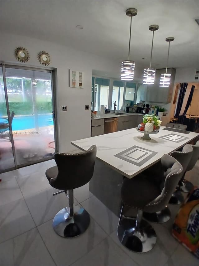 3309 Acapulco Dr, Miramar FL 33023 - Miramar, FL - Photo 6