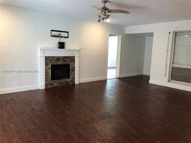 3309 Acapulco Dr, Miramar FL 33023 - Miramar, FL - Photo 7