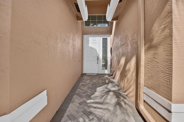11584 Dawson Range Road, Boynton Beach FL 33473 - Boynton Beach, FL - Photo 5