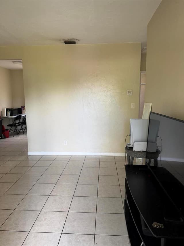 2501 SW 3RD Street, Fort Lauderdale FL 33312 - Fort Lauderdale, FL - Photo 3
