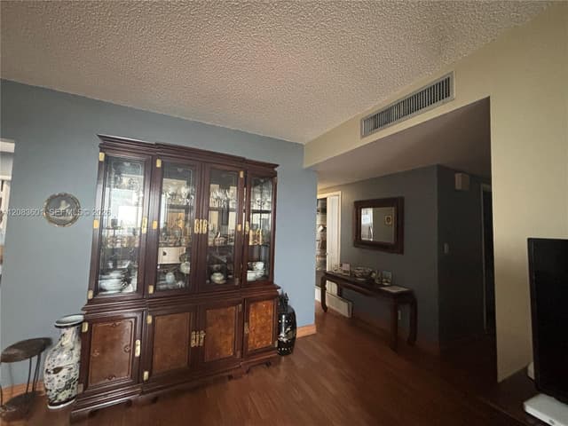 3800 Hillcrest Dr # 1011, Hollywood FL 33021 - Hollywood, FL - Photo 7