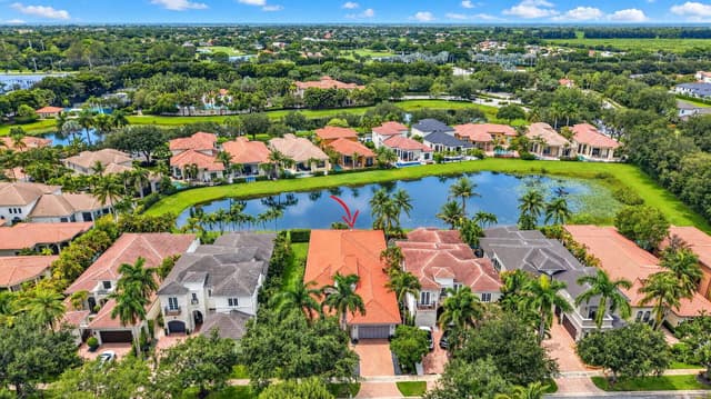 17944 Villa Club Way, Boca Raton FL 33496 - Boca Raton, FL - Photo 2