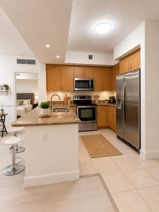1830 Radius Dr # 608, Hollywood FL 33020 - Hollywood, FL - Photo 6
