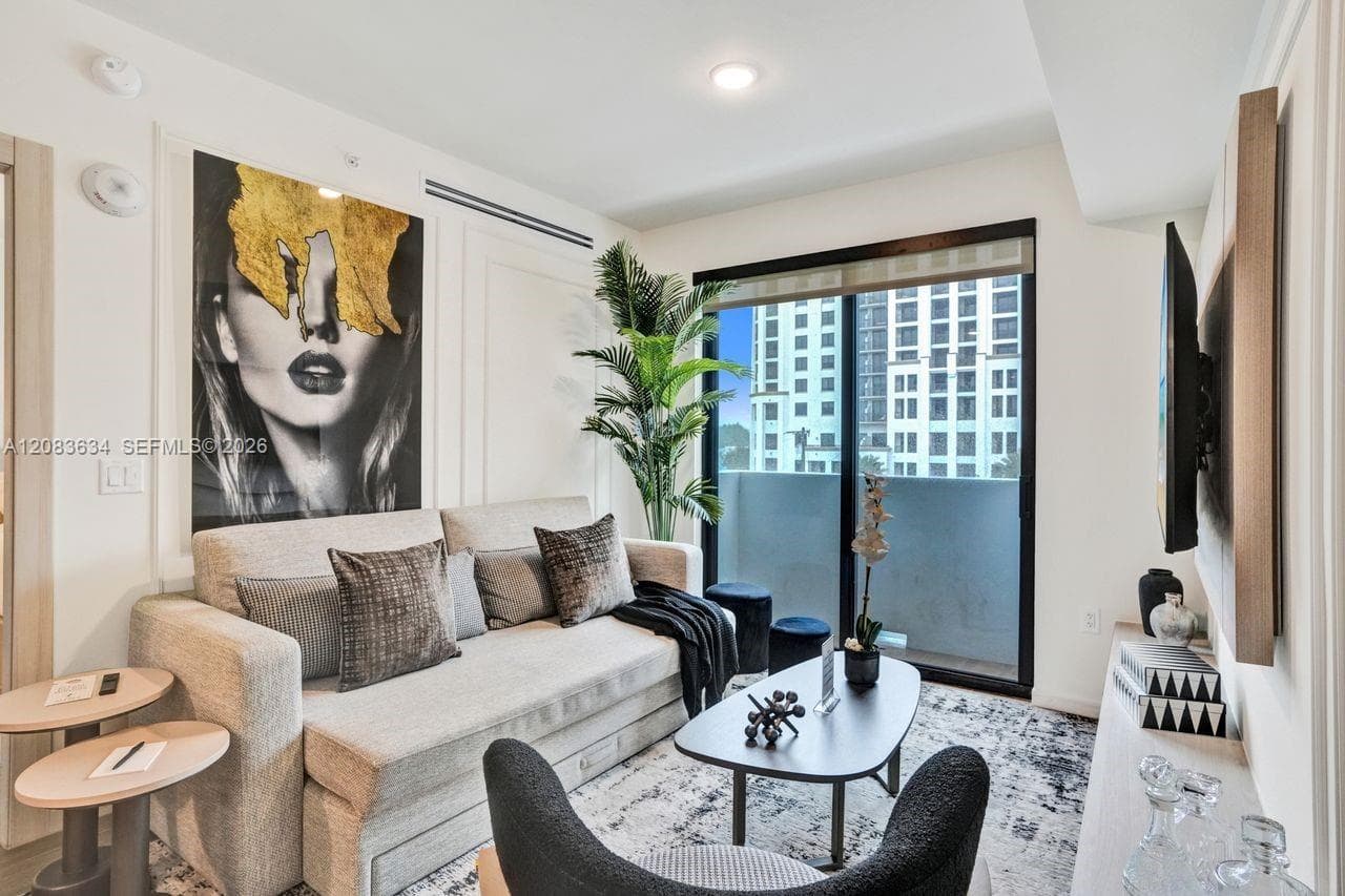 4220 LAGUNA ST # 403, Coral Gables FL 33146 - Coral Gables, FL - Photo 1