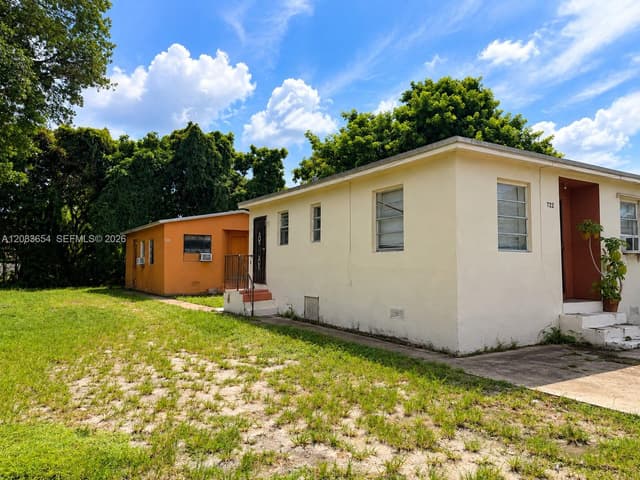 722 NW 53rd St, Miami FL 33127 - Miami, FL - Photo 5