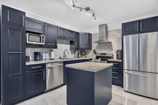 1520 NE 34TH Court, Pompano Beach FL 33064 - Pompano Beach, FL - Photo 2